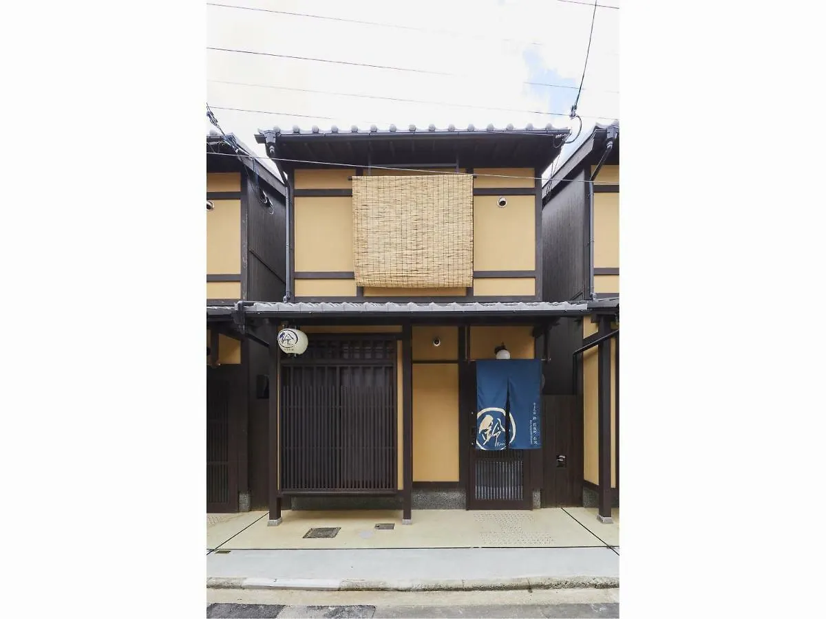 Apartment Rinn Hanayacho Shiranami Kyoto