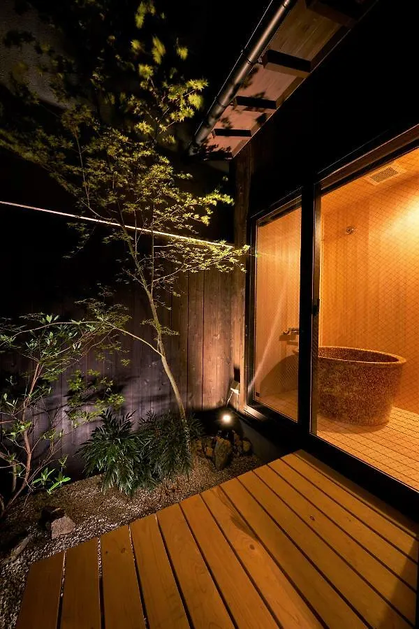 Apartment Rinn Hanayacho Shiranami Kyoto